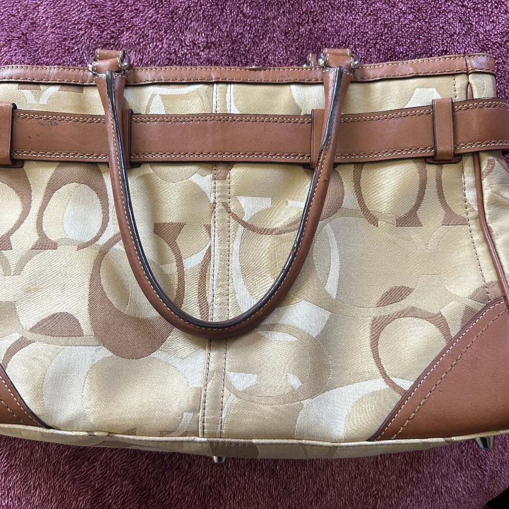 Coach purse